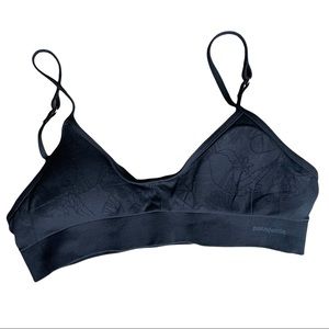 Patagonia barely everyday bra black medium